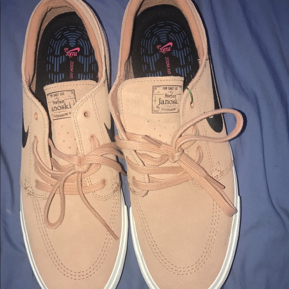 Size 11 Stefan janoskis